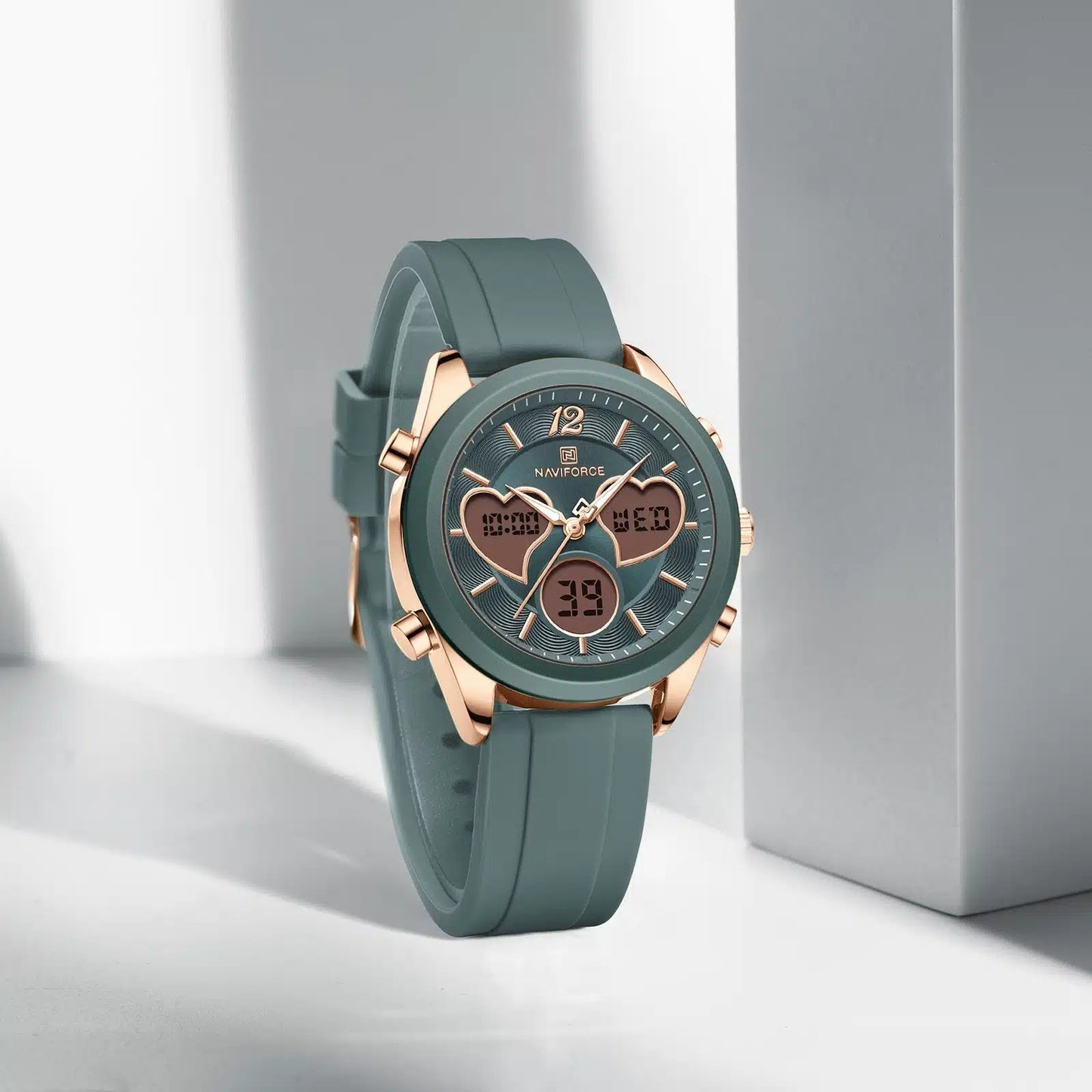 NAVIFORCE NF5045S Women’s Elegant Heart Watch, Silica Strap, Japanese Quartz Movement, Waterproof Watch (Copy)